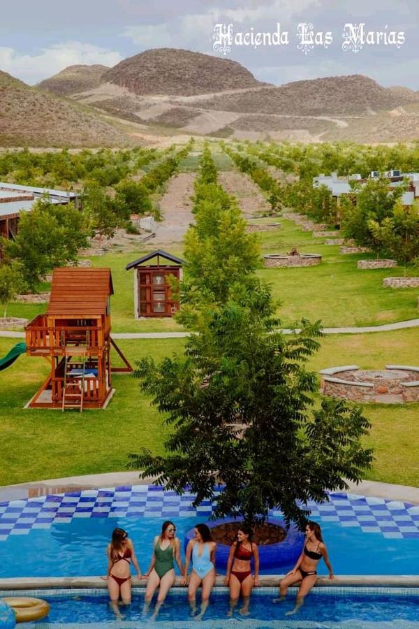 Hotel Hacienda Las Marias Meoqui Exteriör bild